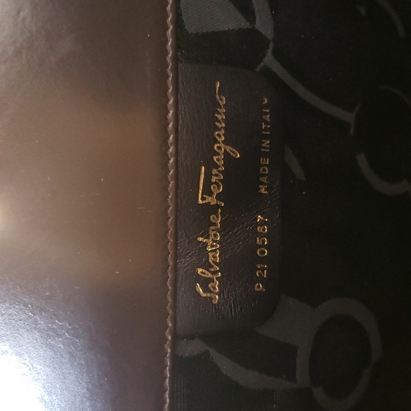 Vintage 90s Salvatore Ferragamo Gancini Clutch Crossbody Bag - Picture 8 of 12